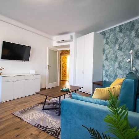 Buda Center Budapest Extérieur photo