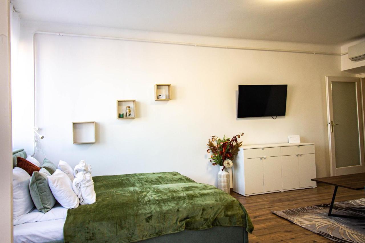 Buda Center Budapest Extérieur photo