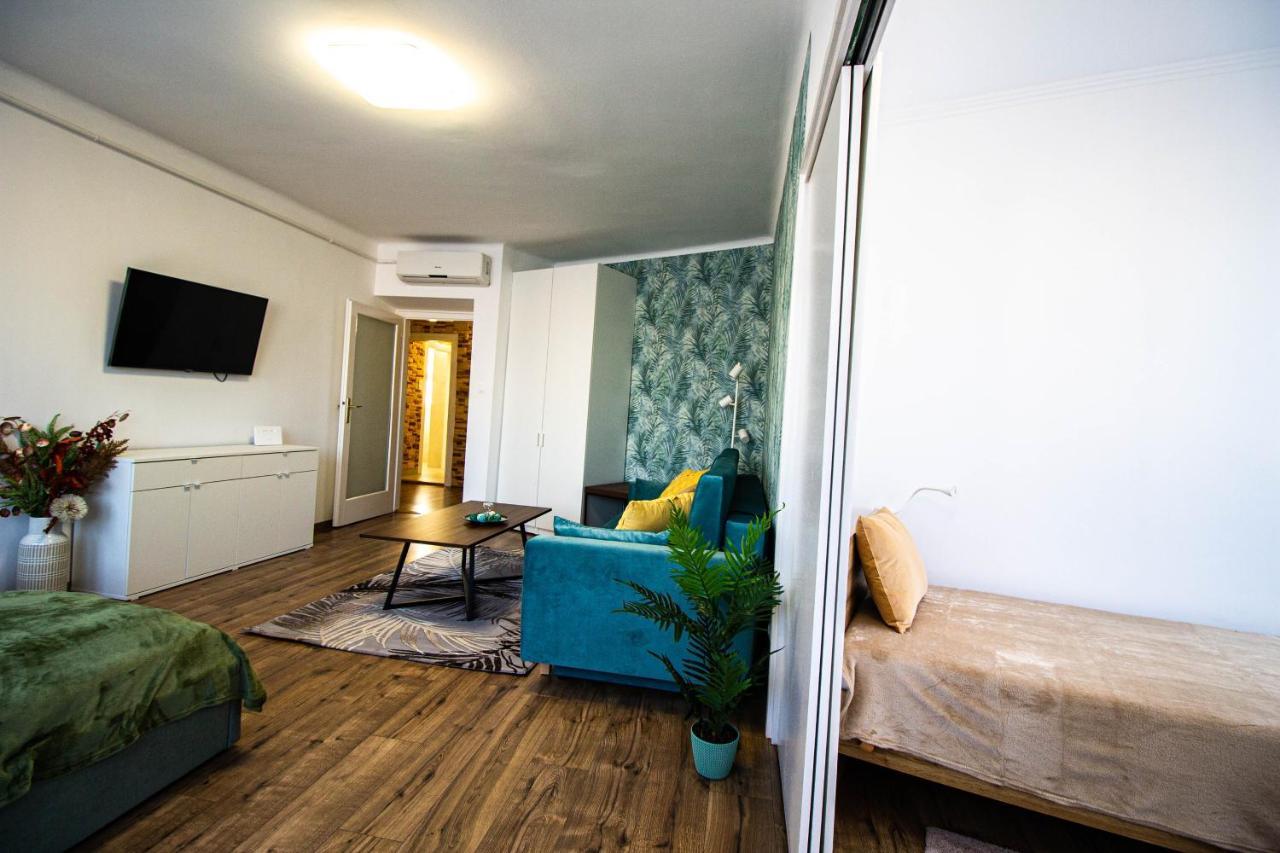 Buda Center Budapest Extérieur photo